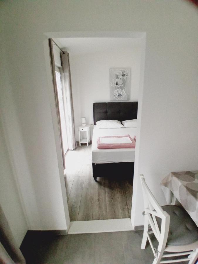Tonka Apartments Gradac  Eksteriør billede