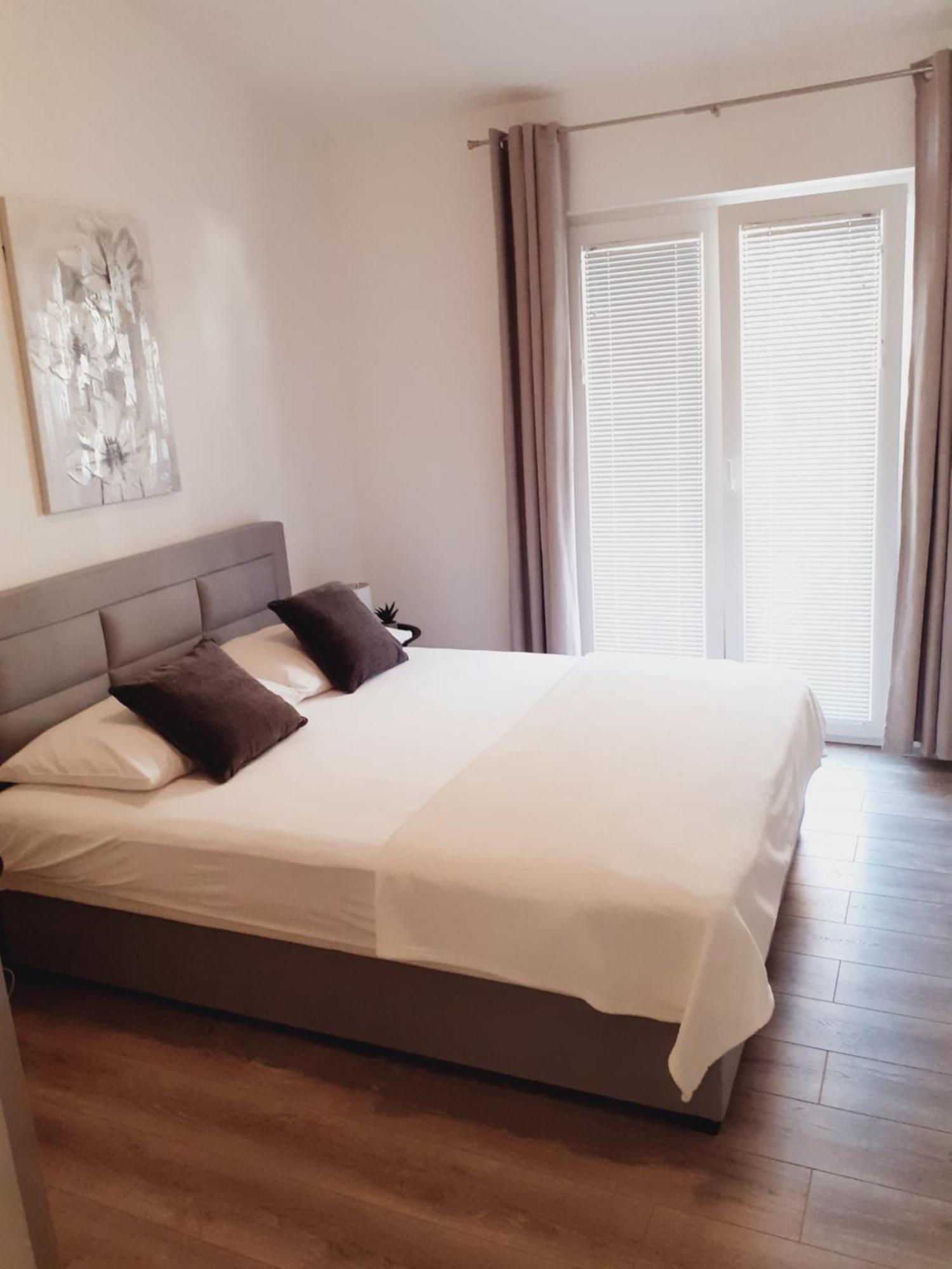 Tonka Apartments Gradac  Værelse billede