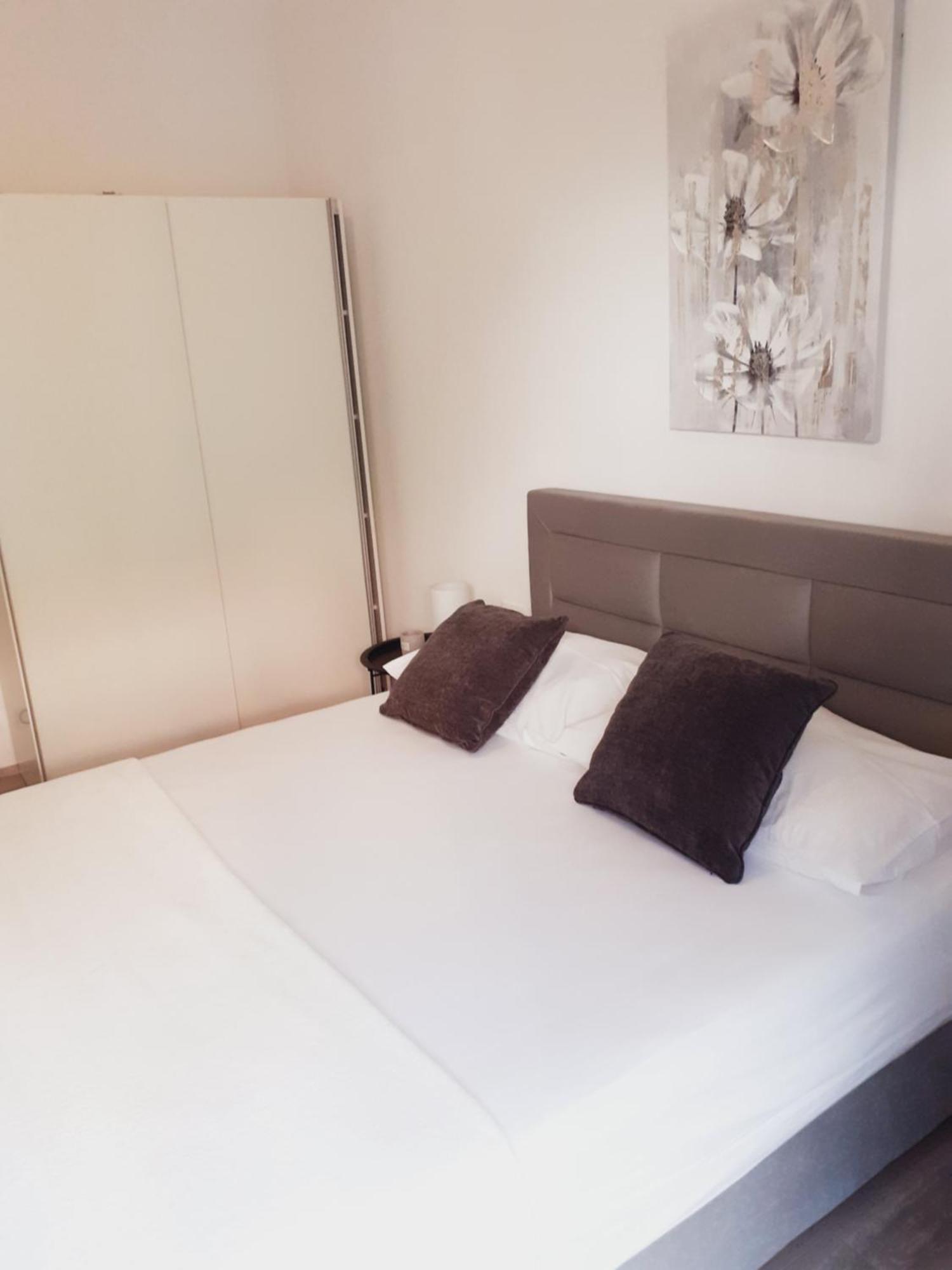 Tonka Apartments Gradac  Værelse billede