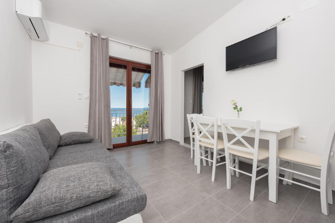 Tonka Apartments Gradac  Eksteriør billede